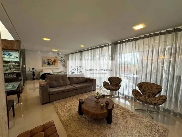 Casa 3 quartos e 5 banheiros, à venda, no bairro Esperança em Londrina