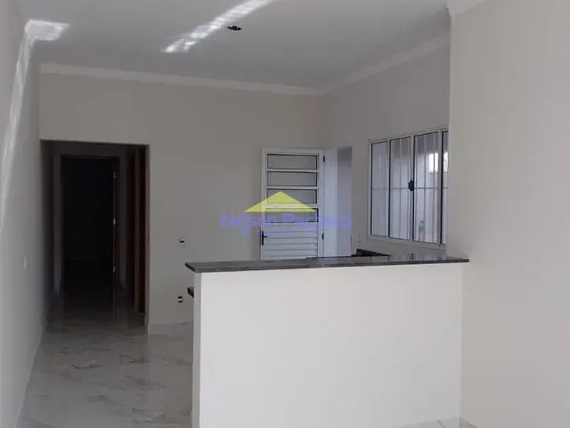 Casa com 181m² 2 quartos e 1 banheiro, à venda, no bairro Bosque Pinheiros em Capivari