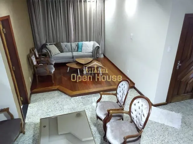 Casa 5 quartos e 4 banheiros, à venda, no bairro Limoeiro em Volta Redonda