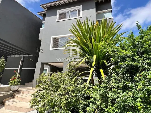 Casa com 300m² 3 quartos e 5 banheiros, à venda, no bairro Jardim Primavera em Bragança Paulista