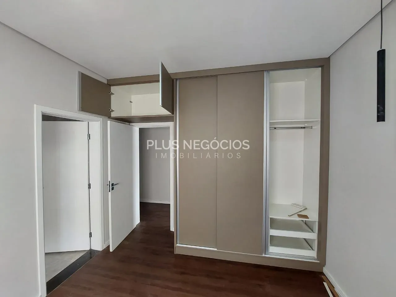 Casa, 4 quartos, 310 m² - Foto 9