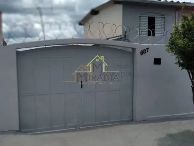 Casa com 250m² 2 quartos e 1 banheiro, à venda, no bairro Colméia I em Guaxupé