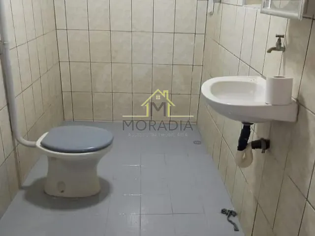 Casa com 250m² 2 quartos e 1 banheiro, à venda, no bairro Colméia I em Guaxupé