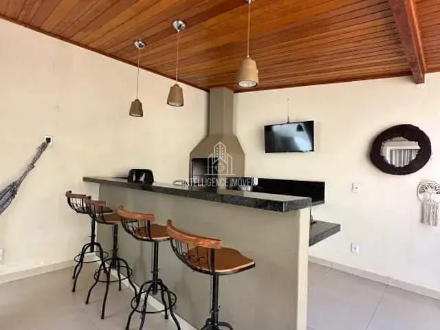 Casa com 242m² 3 quartos e 4 banheiros, à venda, no bairro Ribeirão do Lipa em Cuiabá