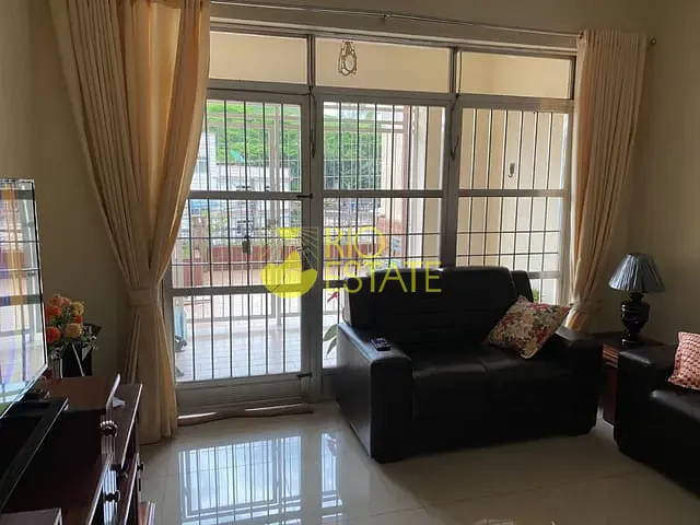 Casa com 300m² 3 quartos e 2 banheiros, à venda, no bairro Vila Orlandelia em Barra Mansa