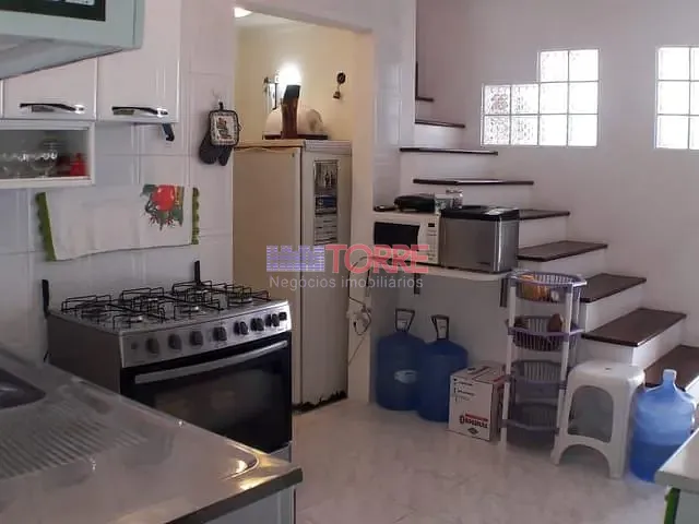 Casa com 160m² 4 quartos e 3 banheiros, à venda, no bairro Hernani Sá em Ilhéus