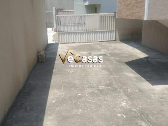 Casa com 100m² 2 quartos e 3 banheiros, para alugar, no bairro Chácara Mariléa em Rio das Ostras