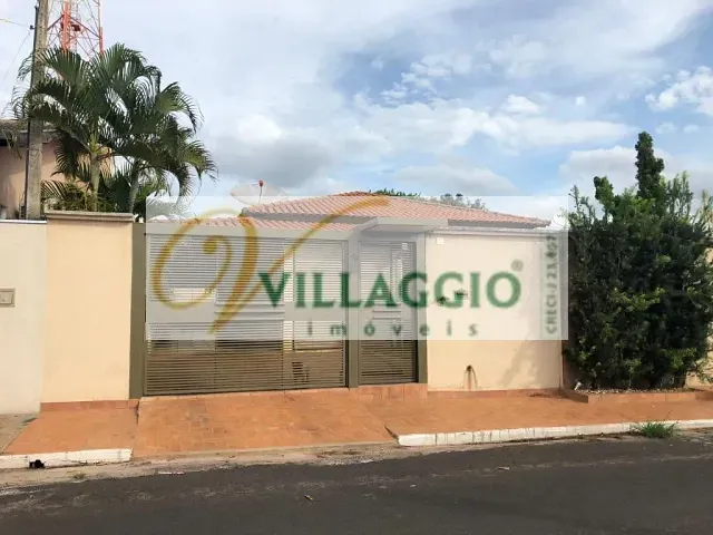 Casa com 360m² 3 quartos e 2 banheiros, à venda, no bairro Paineiras em Cedral