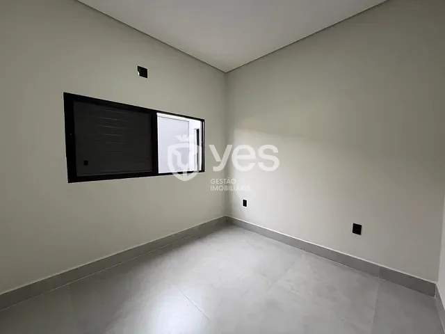 Casa 3 quartos e 2 banheiros, à venda, no bairro Jardim Europa em Araxá