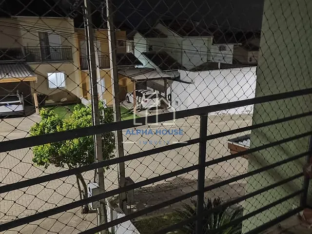 Casa 2 quartos e 1 banheiro, à venda, no bairro Residencial e Comercial Vila Verde em Pindamonhangaba