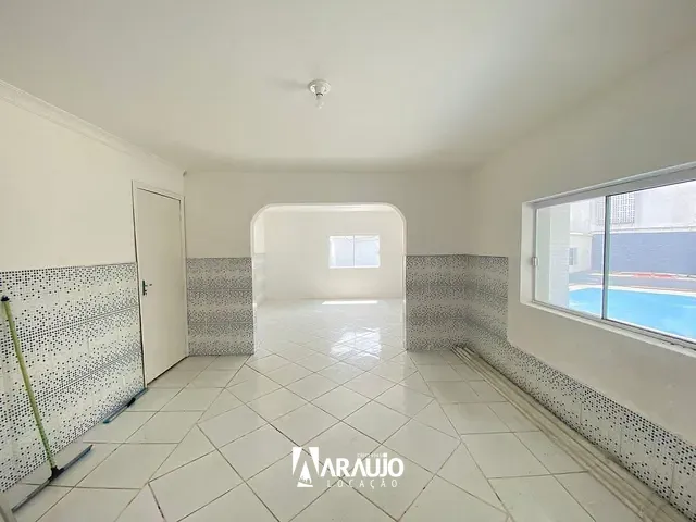 Casa com 1459m² 7 quartos e 6 banheiros, para alugar, no bairro Centro em Itajaí