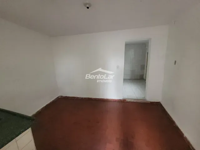 Casa com 20m² 1 quarto e 1 banheiro, para alugar, no bairro Jardim São Silvestre em São Paulo