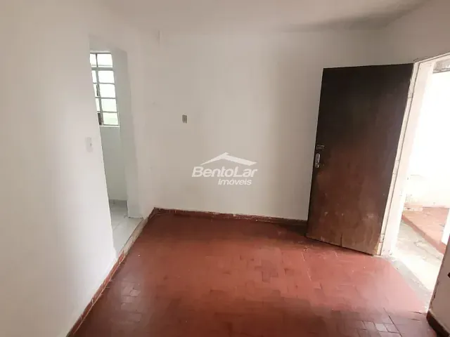 Casa com 20m² 1 quarto e 1 banheiro, para alugar, no bairro Jardim São Silvestre em São Paulo