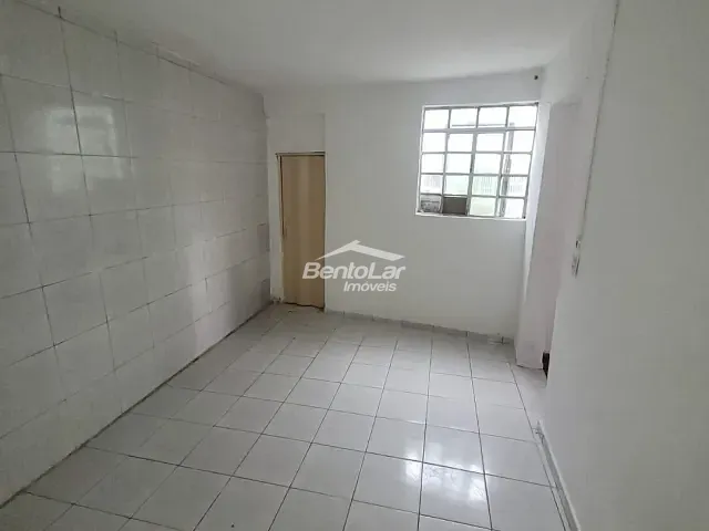 Casa com 20m² 1 quarto e 1 banheiro, para alugar, no bairro Jardim São Silvestre em São Paulo