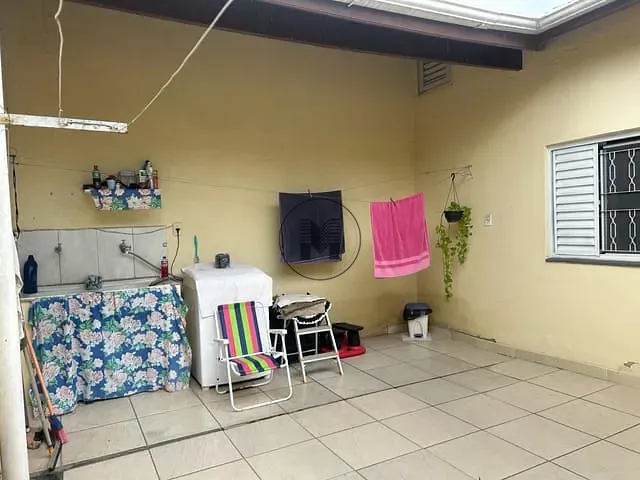 Casa com 170m² 3 quartos e 2 banheiros, à venda, no bairro Jardim França I em Guaratinguetá