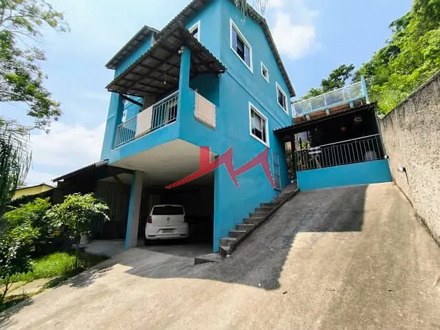 Casa com 482m² 3 quartos e 3 banheiros, à venda, no bairro Maria Paula em São Gonçalo