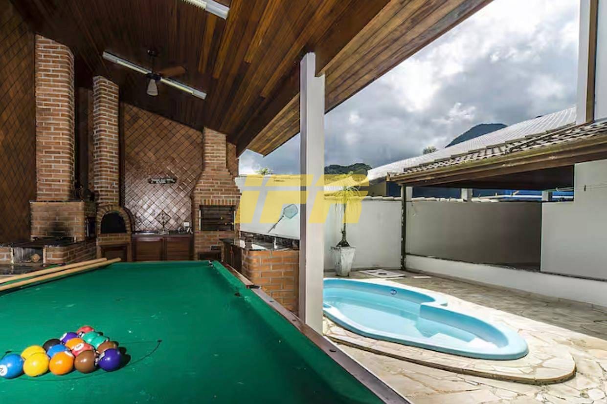 Casa, 6 quartos, 440 m² - Foto 14