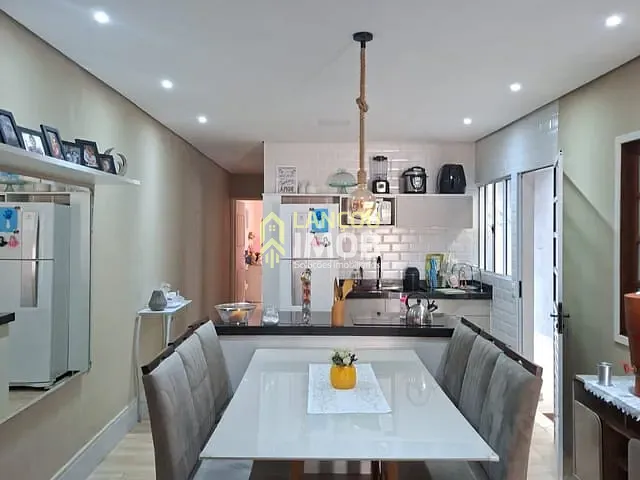 Casa 2 quartos e 2 banheiros, à venda, no bairro Fazenda Grande em Jundiaí