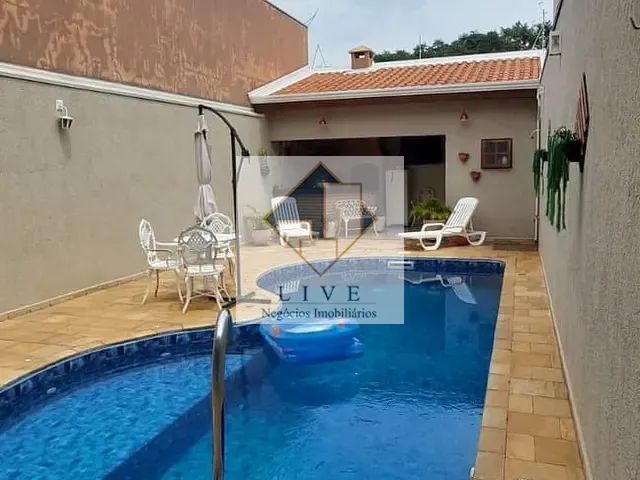 Sobrado com 234m² 4 quartos e 4 banheiros, à venda, no bairro Parque Novo Mundo em Americana