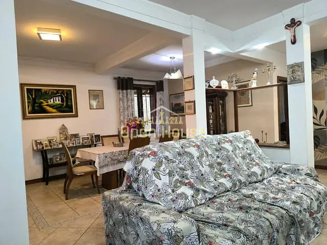 Casa 3 quartos e 3 banheiros, à venda, no bairro Vila Santa Cecília em Volta Redonda