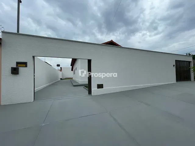 Casa com 470m² 4 quartos e 3 banheiros, à venda, no bairro Jardim Luz em Aparecida de Goiânia