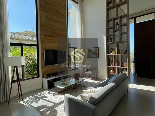 Casa com 800m² 4 quartos e 5 banheiros, à venda, no bairro Monte Alegre em Vinhedo