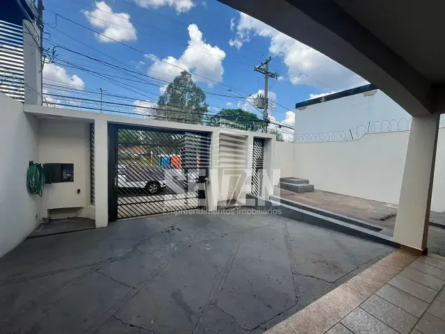 Casa com 495m² 6 quartos e 5 banheiros, para alugar, no bairro Parque Jardim Europa em Bauru