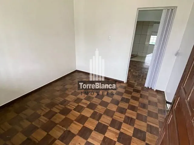 Casa com 367m² 3 quartos e 1 banheiro, à venda, no bairro Nova Rússia em Ponta Grossa