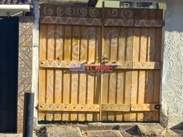 Casa com 148m² 3 quartos e 2 banheiros, à venda, no bairro Hernani Sá em Ilhéus