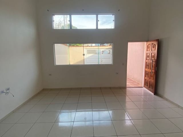 Casa com 300m² 3 quartos e 1 banheiro, à venda, no bairro Ponte Nova em Extrema