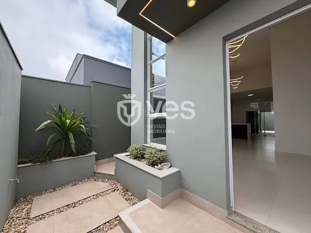 Casa 3 quartos e 2 banheiros, à venda, no bairro Jardim Europa em Araxá