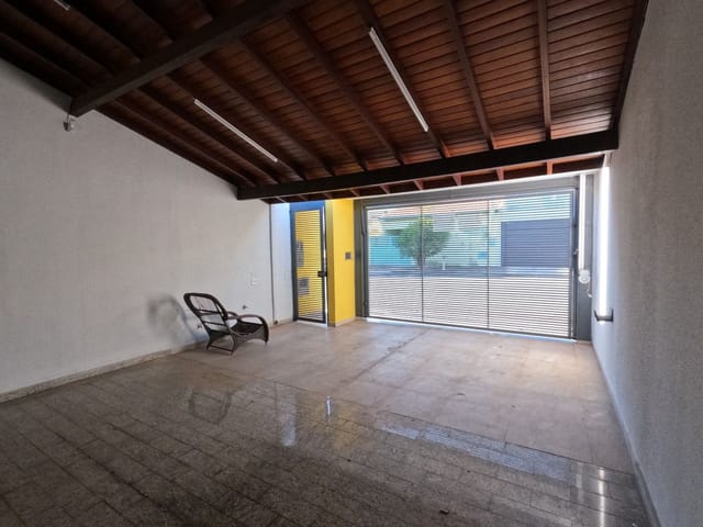 Casa com 200m² 3 quartos e 3 banheiros, à venda, no bairro Jardim Almeida em São João da Boa Vista