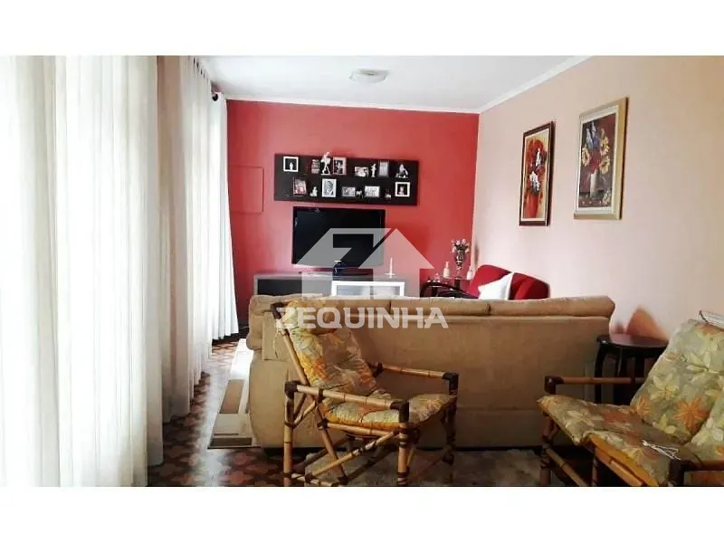 Casa, 5 quartos, 218 m² - Foto 3