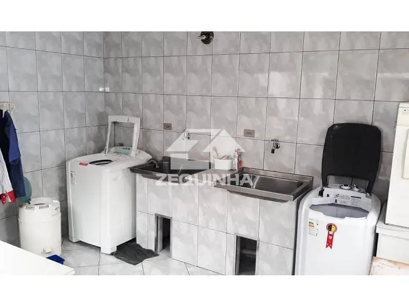 Casa, 5 quartos, 218 m² - Foto 17