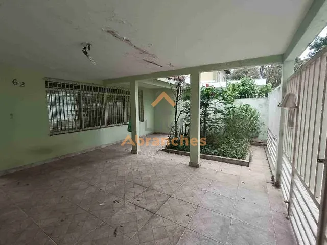Casa 2 quartos e 2 banheiros, à venda, no bairro Jardim Íris em São Paulo