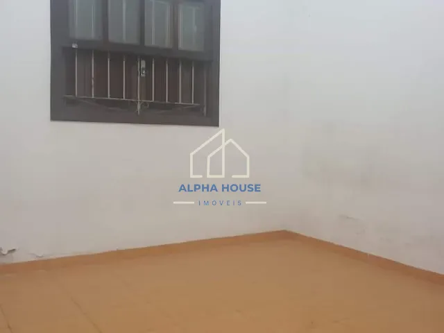 Casa com 360m² 3 quartos e 2 banheiros, à venda, no bairro Santana em Pindamonhangaba