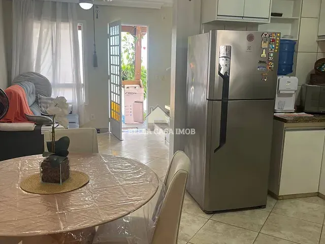 Casa com 120m² 3 quartos e 3 banheiros, para alugar, no bairro Vossoroca em Votorantim