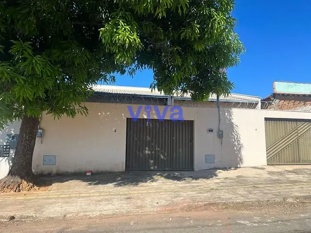 Casa com 180m² 3 quartos e 2 banheiros, à venda, no bairro Papillon Park em Aparecida de Goiânia