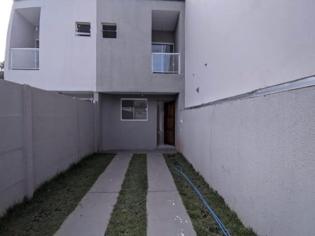 Casa 2 quartos e 3 banheiros, à venda, no bairro Residencial Algarve em Mogi das Cruzes