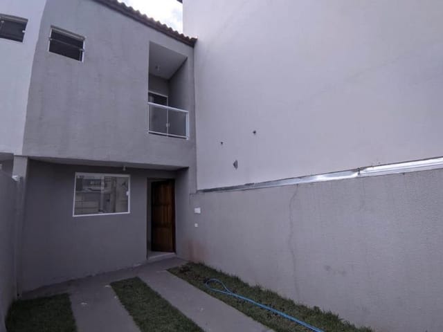 Casa 2 quartos e 3 banheiros, à venda, no bairro Residencial Algarve em Mogi das Cruzes