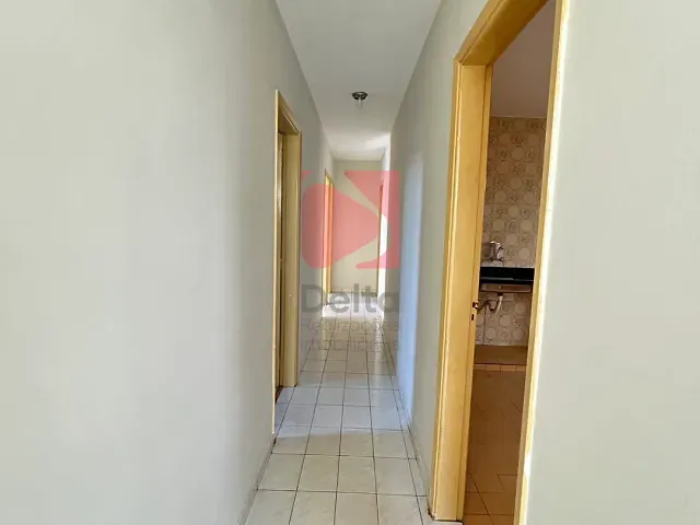 Casa 3 quartos e 1 banheiro, à venda, no bairro Jardim Carlos Gomes em Pirassununga