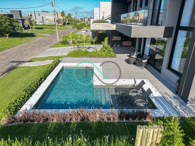 Casa com 636m² 4 quartos e 5 banheiros, à venda, no bairro Atlântida-Sul em Xangri-Lá