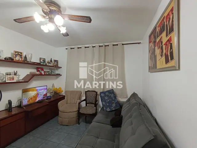 Casa com 200m² 3 quartos e 3 banheiros, à venda, no bairro Jardim Leônidas Moreira em São Paulo