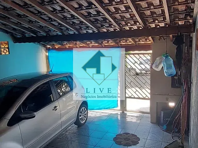Casa com 150m² 2 quartos e 2 banheiros, à venda, no bairro Parque Planalto em Santa Bárbara D'Oeste