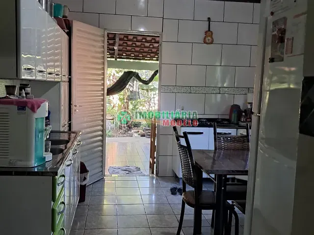 Casa 3 quartos e 1 banheiro, à venda, no bairro Nova Canarana em Canarana
