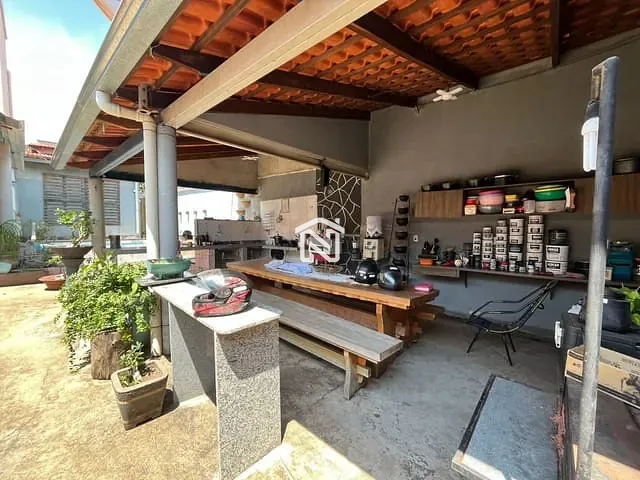 Casa com 360m² 3 quartos e 4 banheiros, à venda, no bairro Setor Serrano I em Paraíso do Tocantins