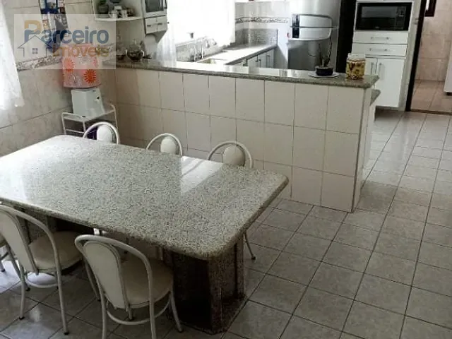 Casa com 250m² 3 quartos e 1 banheiro, à venda, no bairro Jardim Brasília (Zona Leste) em São Paulo
