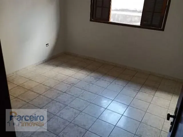 Casa com 250m² 3 quartos e 1 banheiro, à venda, no bairro Jardim Brasília (Zona Leste) em São Paulo