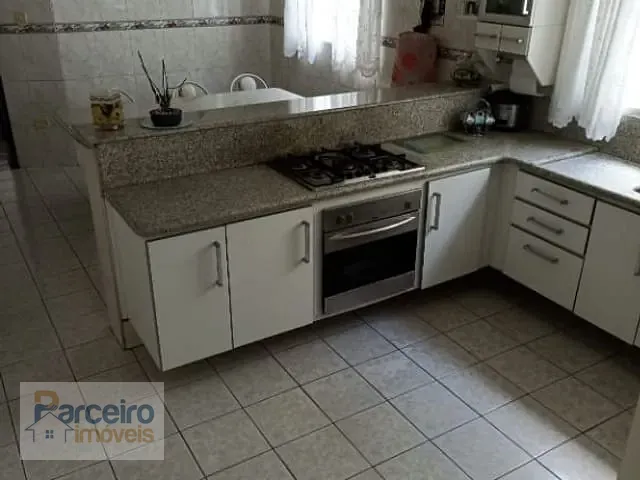 Casa com 250m² 3 quartos e 1 banheiro, à venda, no bairro Jardim Brasília (Zona Leste) em São Paulo