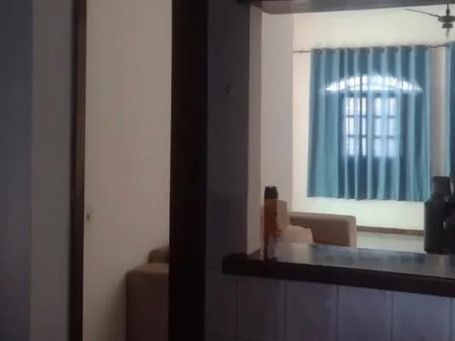 Casa 2 quartos e 2 banheiros, à venda, no bairro Extensão do Bosque em Rio das Ostras